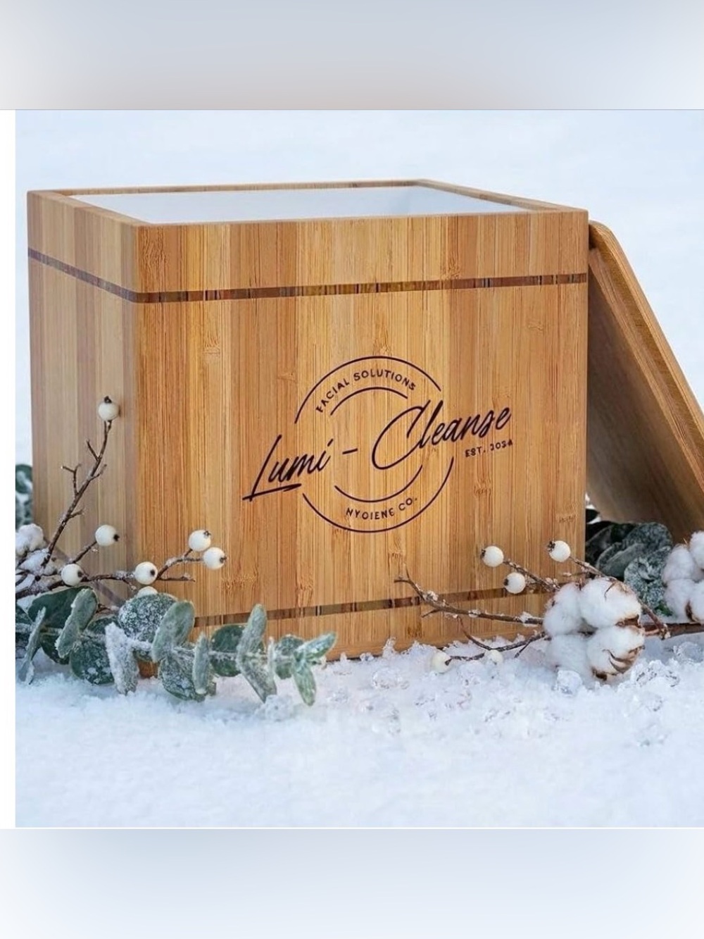 Lumi cleanse 50 face towels and Bamboo Storage Box - Natural Wood